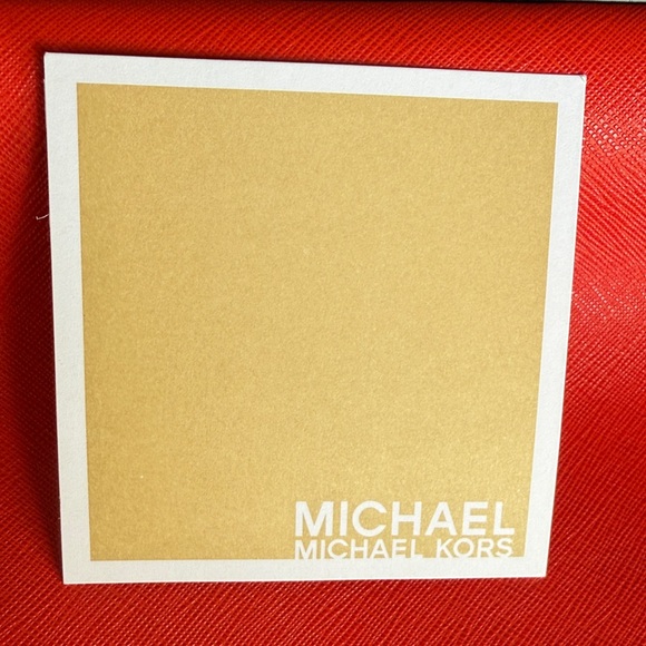 Michael Kors Vibrant Red purse - Picture 10 of 11